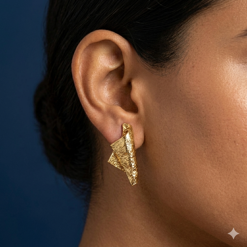 Golden Edge Sculpt Earrings - BWAT20