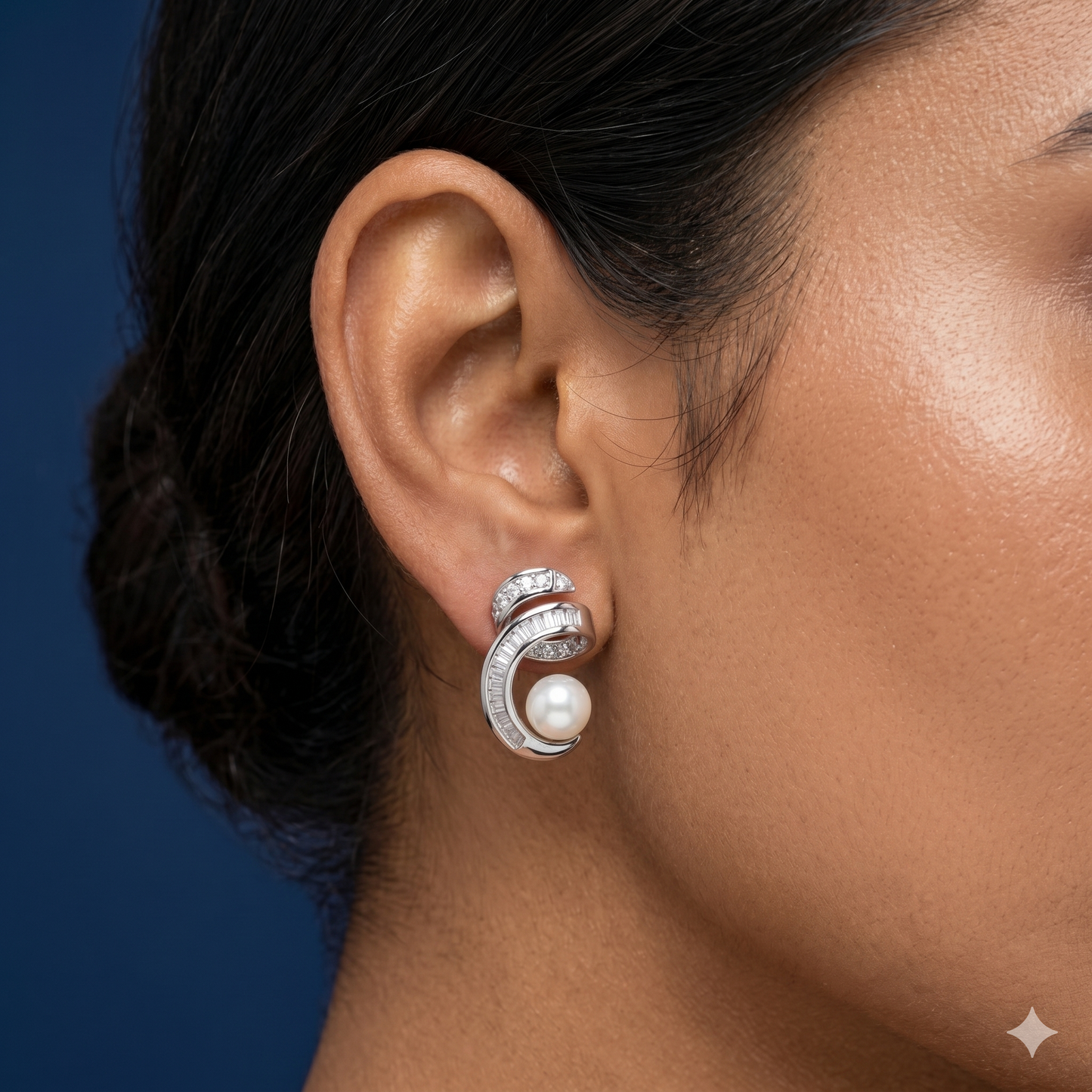 Luna Pearl Curve Earrings - SFPW13