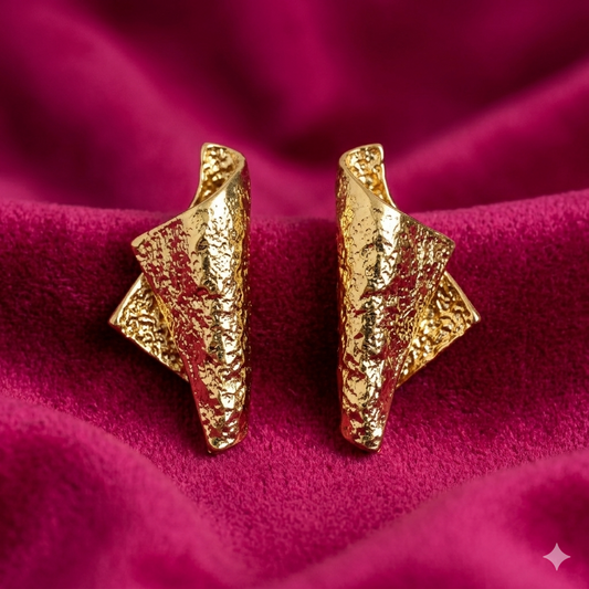 Golden Edge Sculpt Earrings - BWAT20