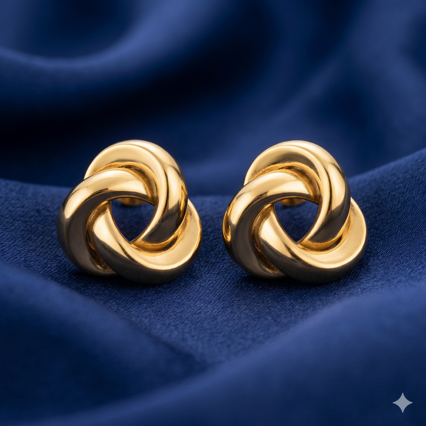 Celeste Knot Studs - MNSS02